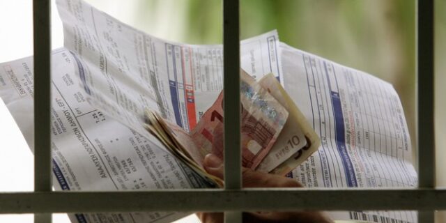 Νέο μνημόνιο με ηλεκτροσόκ: Ποιες επιδοτήσεις κόβονται