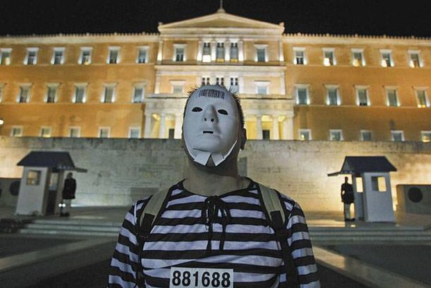 Χαμένες οι θυσίες των Ελλήνων: Στο 160,5% του ΑΕΠ το δημόσιο χρέος το Α’ τρίμηνο του 2013