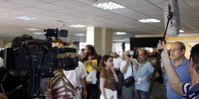 Πάνω από 8.000 οι αιτήσεις για τη Δημόσια Τηλεόραση