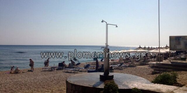 Λέσβος: Αντί για την παραλία, στο ταχυδρομείο η Γαλάζια Σημαία