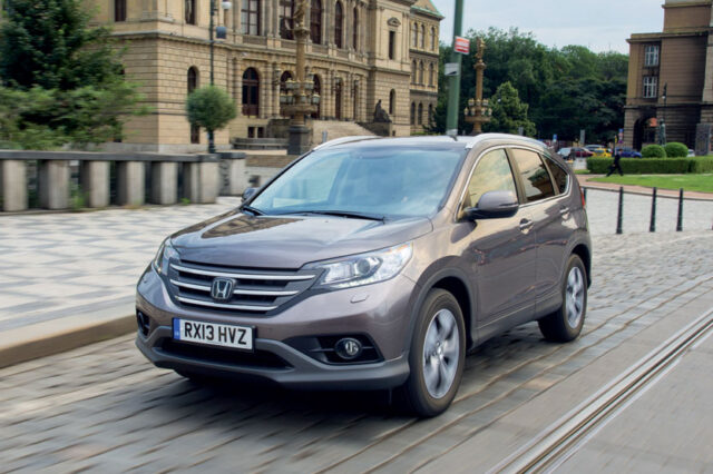 To Honda CRV 1.6 i-DTEC συνδυάζει επιδόσεις επιβατικού με λειτουργικότητα SUV