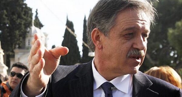 Κουκουλόπουλος: “Το ΠΑΣΟΚ δεν δέχεται υποδείξεις από αργοπορημένους, ξεκούραστους και λιποτάκτες”