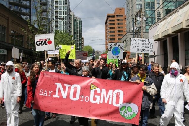 Monsanto: Εγκαταλείπει την προσπάθεια να πάρει ευρωπαϊκή έγκριση