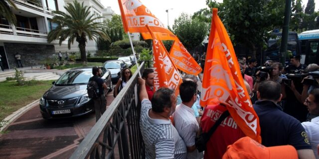 Νέα συνάντηση Μητσοτάκη – τρόικας το Σάββατο. Βρέθηκαν οι 12.500 που θα τεθούν σε κινητικότητα. Ποιοί θα βγουν σε διαθεσιμότητα