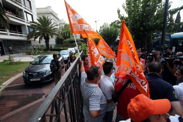 Νέα συνάντηση Μητσοτάκη – τρόικας το Σάββατο. Βρέθηκαν οι 12.500 που θα τεθούν σε κινητικότητα. Ποιοί θα βγουν σε διαθεσιμότητα