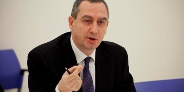 Γ. Μιχελάκης: “Όσοι αρνούνται να μετακινηθούν θα απολυθούν”