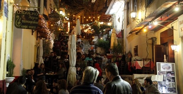 Καλά κρατεί το πάρτι φοροδιαφυγής: Όταν βγαίνει το ΣΔΟΕ, αυξάνεται ο τζίρος των καταστημάτων