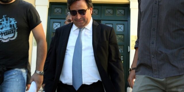 Απαλλαγή Ρέστη και Πάλλη για δάνεια στην FBBank