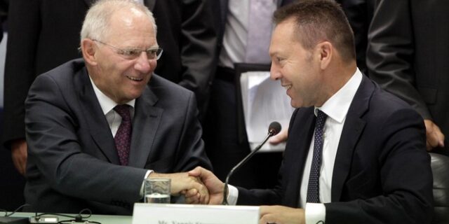 Επίσκεψη Σόιμπλε: Ήλθε, είδε και έκοψε την κουβέντα για νέο “κούρεμα”