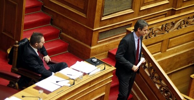 Σε εξέλιξη διυπουργική σύσκεψη υπό Στουρνάρα για την έλευση της Τρόικας