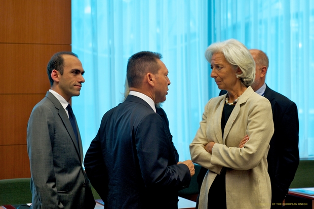 Απόφαση Eurogroup: Σε δόσεις η επόμενη δόση του δανείου προς την Ελλάδα