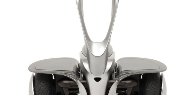 Toyota Winglet. Παρά τις αδυναμίες του προδιαγράφει τις μετακινήσεις του αύριο