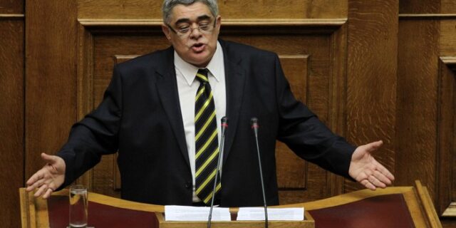 Ν. Μιχαλολιάκος: “Καλύτερα δραχμή, παρά υποταγή”