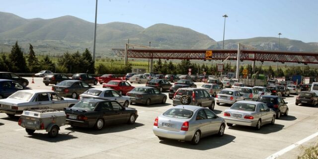 Μειωμένη η έξοδος των εκδρομέων από την Αθήνα
