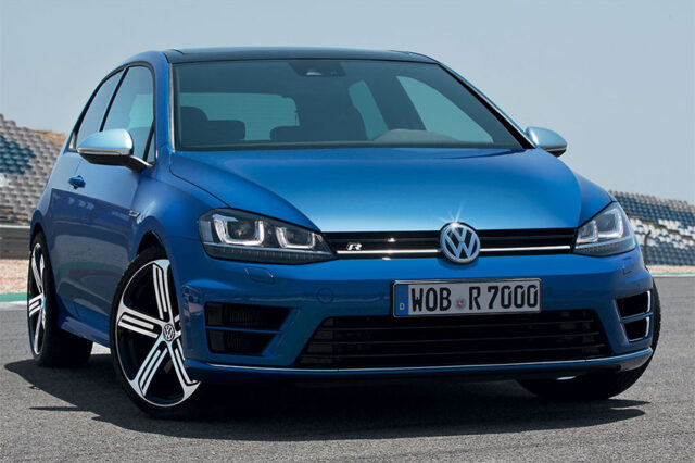 Ακόμη δυνατότερο, με 300 ίππους, το νέο Volkswagen Golf R