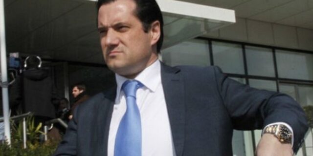 Λίστα με γιατρούς παρέδωσε στο ΣΔΟΕ ο Άδωνις Γεωργιάδης