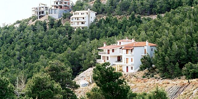 Τακτοποίηση αυθαιρέτων ακόμα και με 50 ευρώ τον μήνα