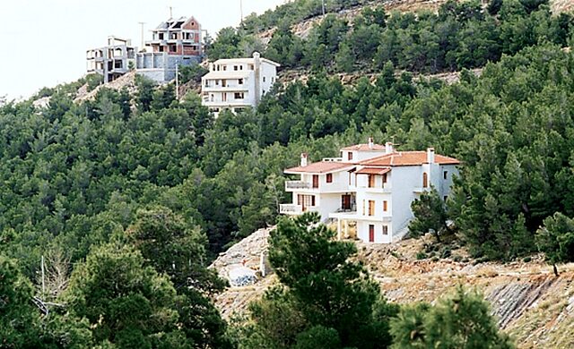 Τακτοποίηση αυθαιρέτων ακόμα και με 50 ευρώ τον μήνα
