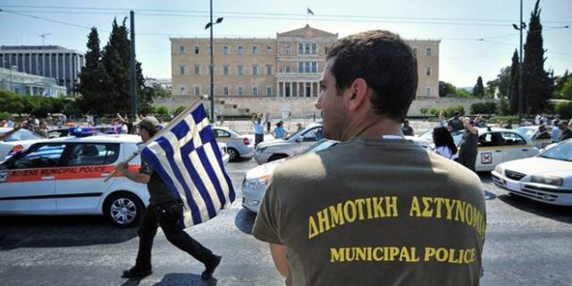 Η μεγάλη των δημοτικών αστυνομικών σχολή: Παίρνουν το βάπτισμα του πυρός στο πλευρό της ΕΛ.ΑΣ.