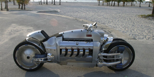 Dodge Tomahawk. Το τέρας που σου κόβει την ανάσα.
