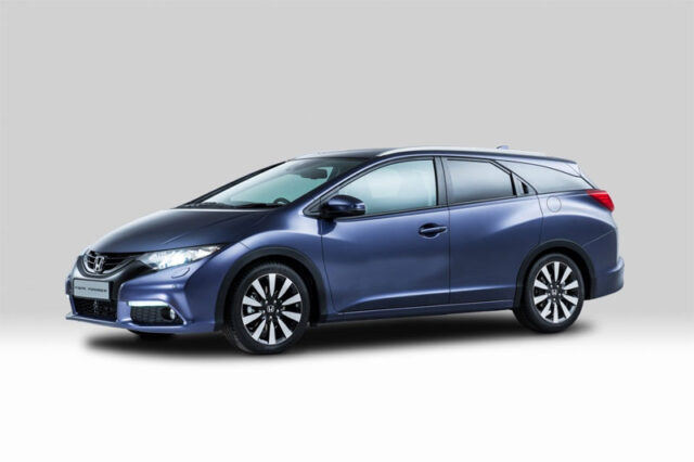 Honda Civic Tourer. Με περισσότερο χώρο αποσκευών από VW Golf Variant