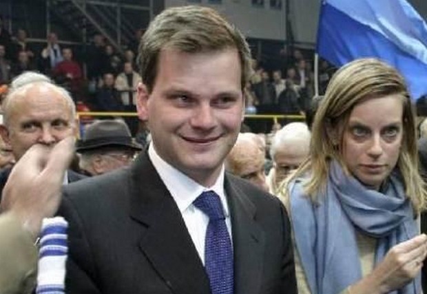 Έτοιμος για την πολιτική “αρένα” ο Κώστας Καραμανλής ο τρίτος