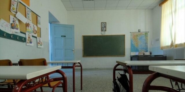 Απίστευτο και ελληνικό: Ανακάλεσαν τη διαθεσιμότητα νεκρής Καθηγήτριας