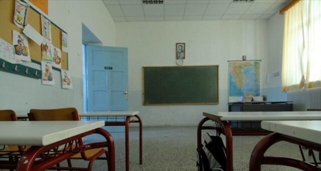 Απίστευτο και ελληνικό: Ανακάλεσαν τη διαθεσιμότητα νεκρής Καθηγήτριας