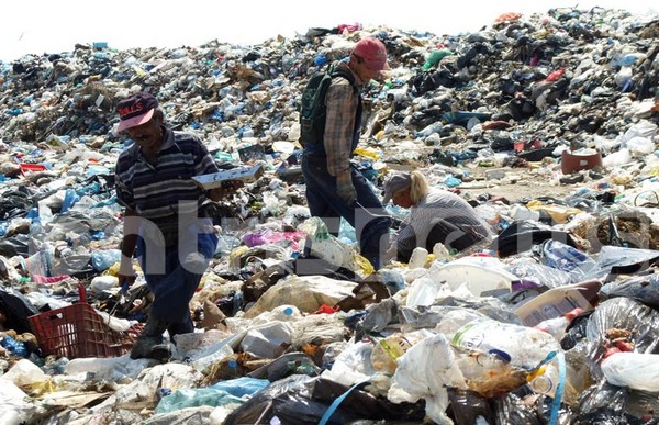 Ηλεία: Πέταξαν νεογνό ζωντανό στα σκουπίδια. Πολύ κοντά στον εντοπισμό της μητέρας του νεογνού η Αστυνομία