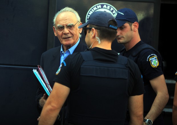Τσοχατζόπουλος: Πλαστά τα έγγραφα που βρέθηκαν σπίτι μου, έχω στοχοποιηθεί