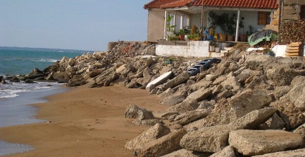 Τακτοποίησαν αυθαίρετα και τώρα καλούνται να πληρώσουν κρυφούς φόρους