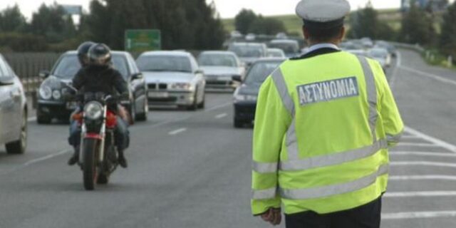 Θεσσαλονίκη: Αστυνομικός σκότωσε αγελάδα για να ρυθμίσει την κυκλοφορία