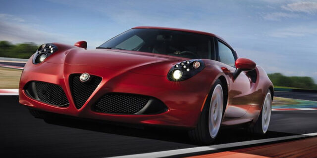 4C. Σχεδίαση Alfa Romeo κατασκευή στο εργοστάσιο της Maserati
