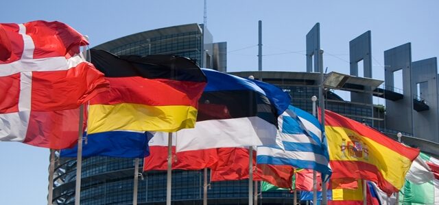 Reuters: Παράνομος ο φόρος στις χρηματοπιστωτικές συναλλαγές