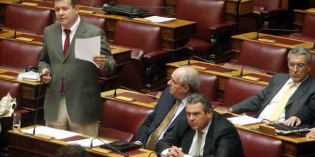 Εικονοστάσι στη Βουλή για να προσεύχεται ζητά βουλευτής των ΑΝ.ΕΛ.