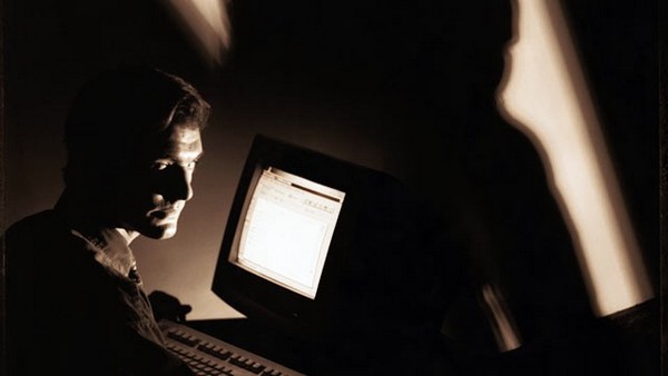Πλησίαζε ανήλικα μέσω διαδικτύου 32χρονος στα Ιωάννινα