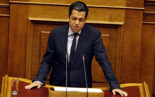 Τελεσίγραφο του υπουργείου παιδείας σε καθηγητές: Θα περάσουν πειθαρχικό όσοι δεν πάνε την Τετάρτη στα σχολεία