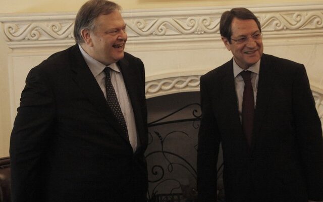 Ευ. Βενιζέλος-Ν. Αναστασιάδης: “Πλήρης συντονισμός Ελλάδας-Κύπρου”