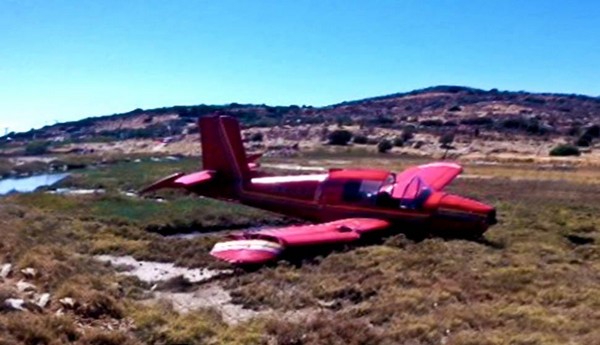 Συντριβή μονοκινητήριου αεροσκάφους στα Μέγαρα