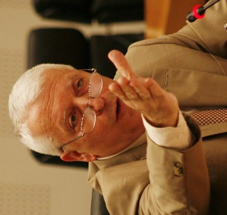 Αθώοι Μιχαήλ και Μουτζούρης μετά τη μήνυση της Χρυσής Αυγής