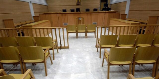 Βόλος: Φυλάκιση σε άνεργο πατέρα για κλοπή μαρκαδόρων αξίας 12 ευρώ