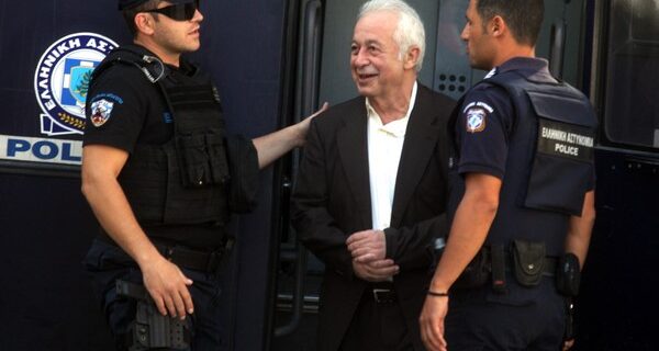 Συνήγοροι Σαχπατζίδη: Θύμα του Τσοχατζόπουλου ο επιχειρηματίας