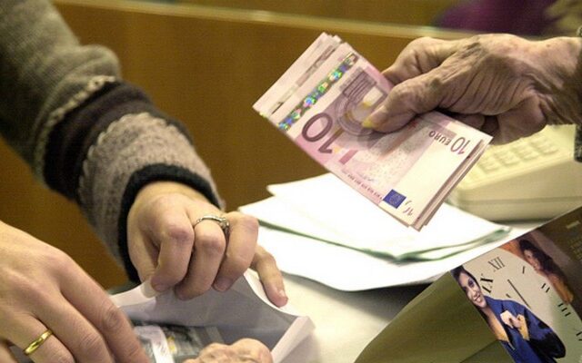 Ρέθυμνο: Της έκοψαν τη σύνταξη γιατί άκουσαν ότι είχε πεθάνει