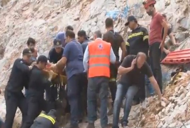 Απεγκλωβίστηκε ο13χρονος που παγιδεύτηκε σε σπηλιά στο Αττικό Άλσος