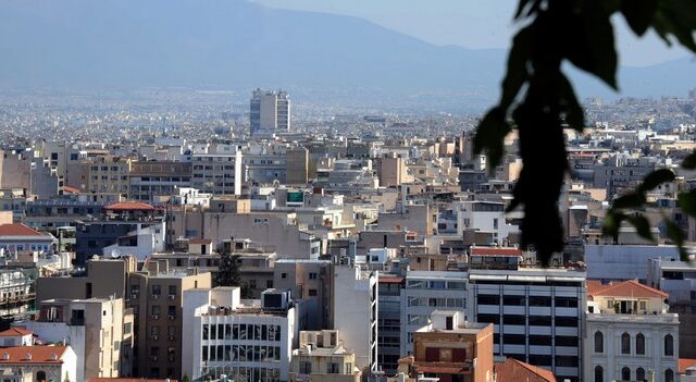 Έλεγχοι και κατασχέσεις σε όσους δεν πλήρωσαν τον ΦΑΠ του 2010