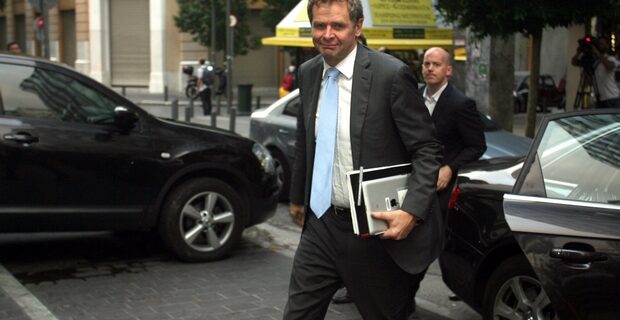 Προς συμφωνία για το ύψος του πρωτογενούς πλεονάσματος οδεύουν ΥΠΟΙΚ και τρόικα
