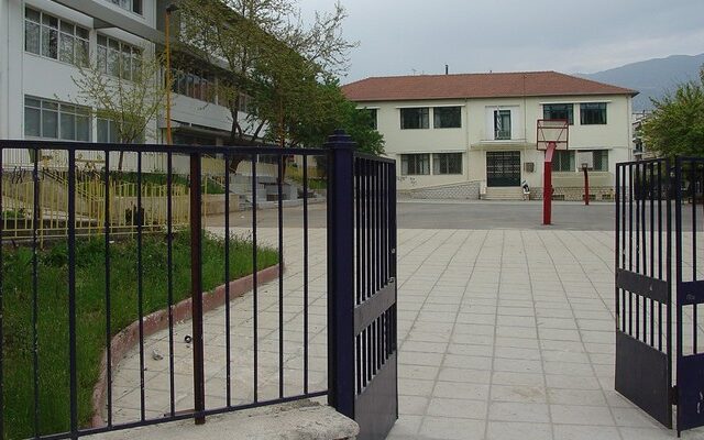 Σύλληψη μαθητών για βανδαλισμό σε σχολείο στη Ζάκυνθο