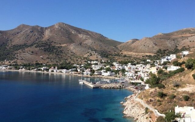 Αναβλήθηκε ο πλειστηριασμός του σκάφους του δήμου Τήλου