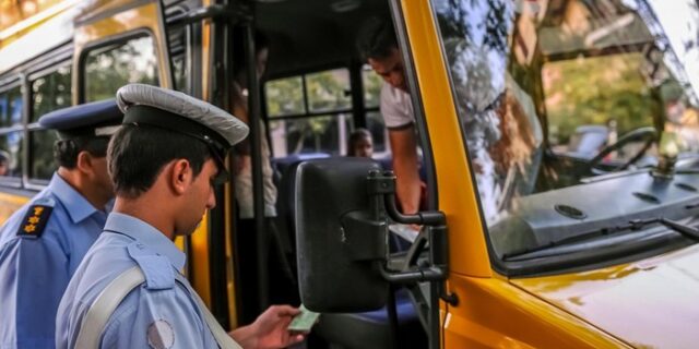 Αγιασμός με παραβάσεις σχολικών λεωφορείων