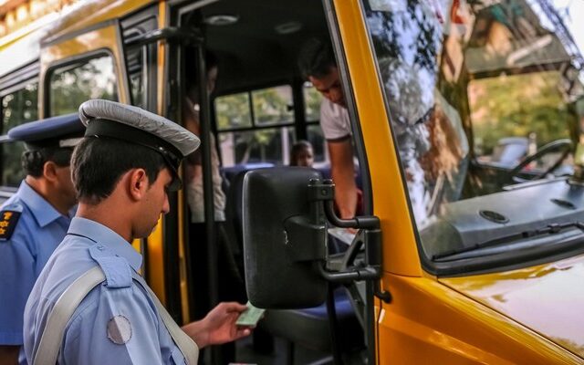 Αγιασμός με παραβάσεις σχολικών λεωφορείων